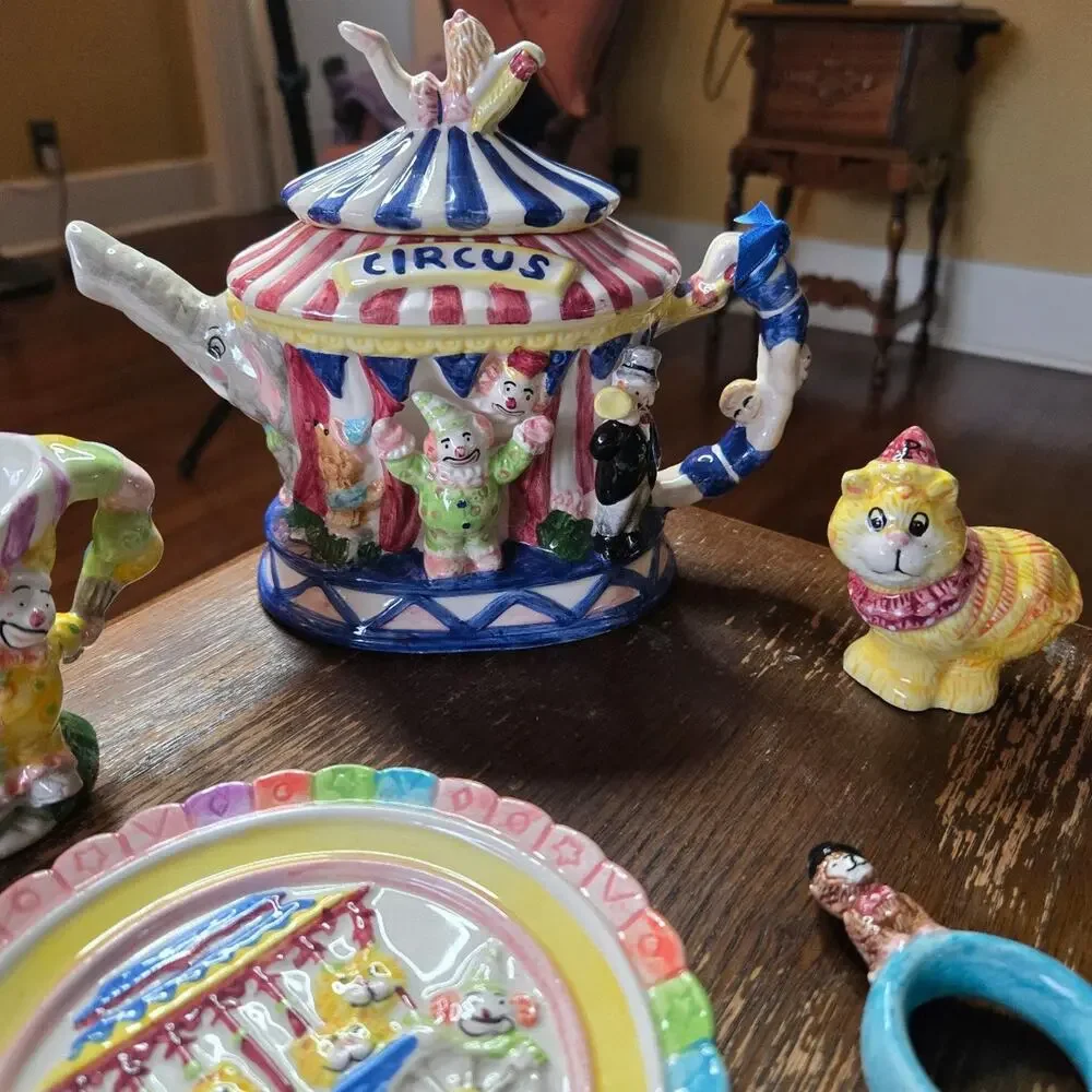 Vintage 1995 Mercuries Circus Mini Tea Set 12 Piece Tea Party Set